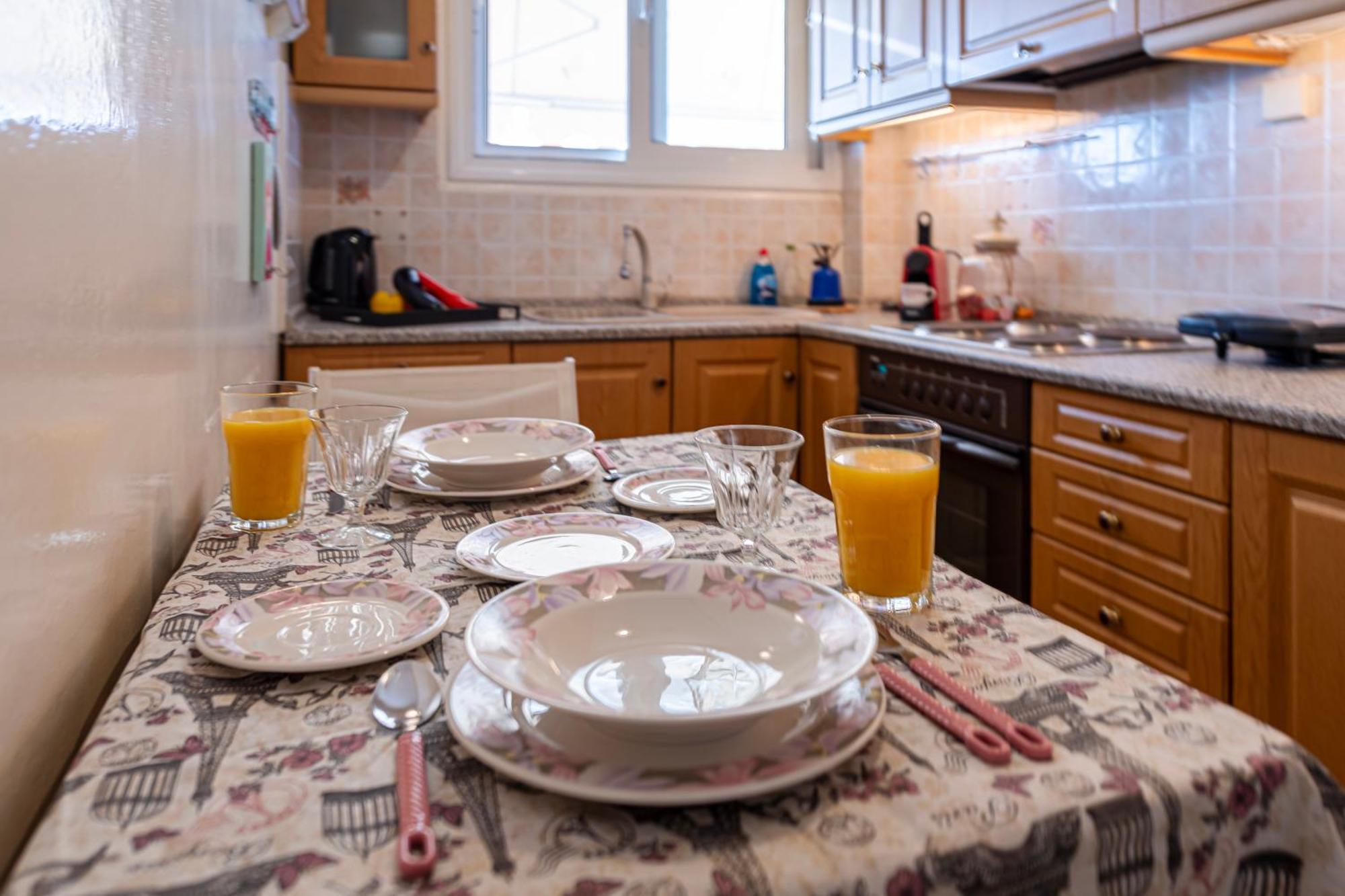 Sea View Apartment 100M From The Beach Saronida Eksteriør bilde